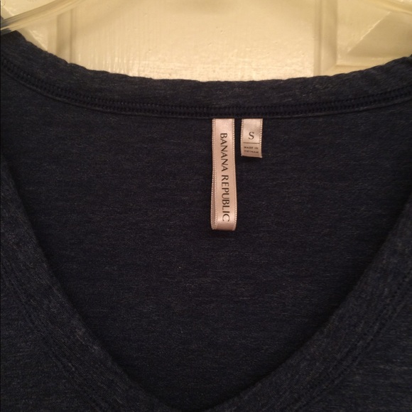 2 for $15 - Banana Republic V-Neck TShirt - Bundle - Picture 2 of 2
